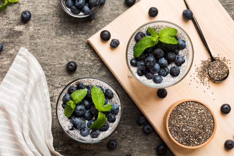 Smoothie met blauwe bessen, chiazaad en Beyuna Immunity